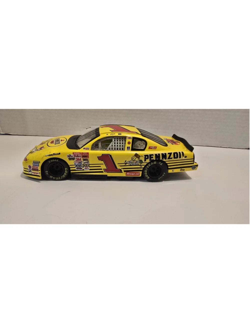 Racing Champions: Action NASCAR Steve Park #1 Pennzoil Looney Tunes